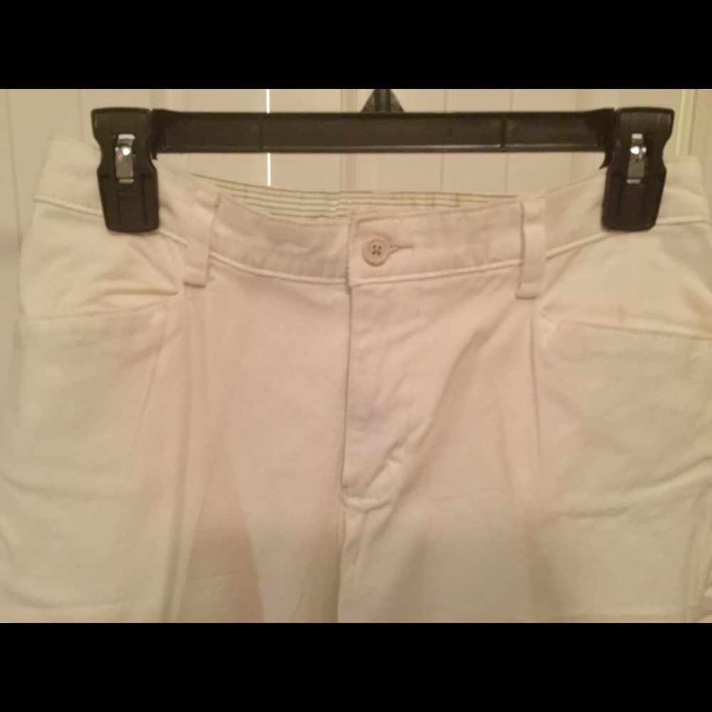 Lee Brand White Capri’s w/Pockets